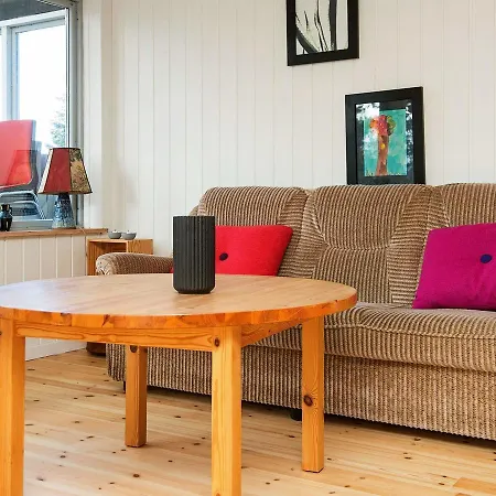 Two-bedroom Holiday In Orsted 5 * Kare